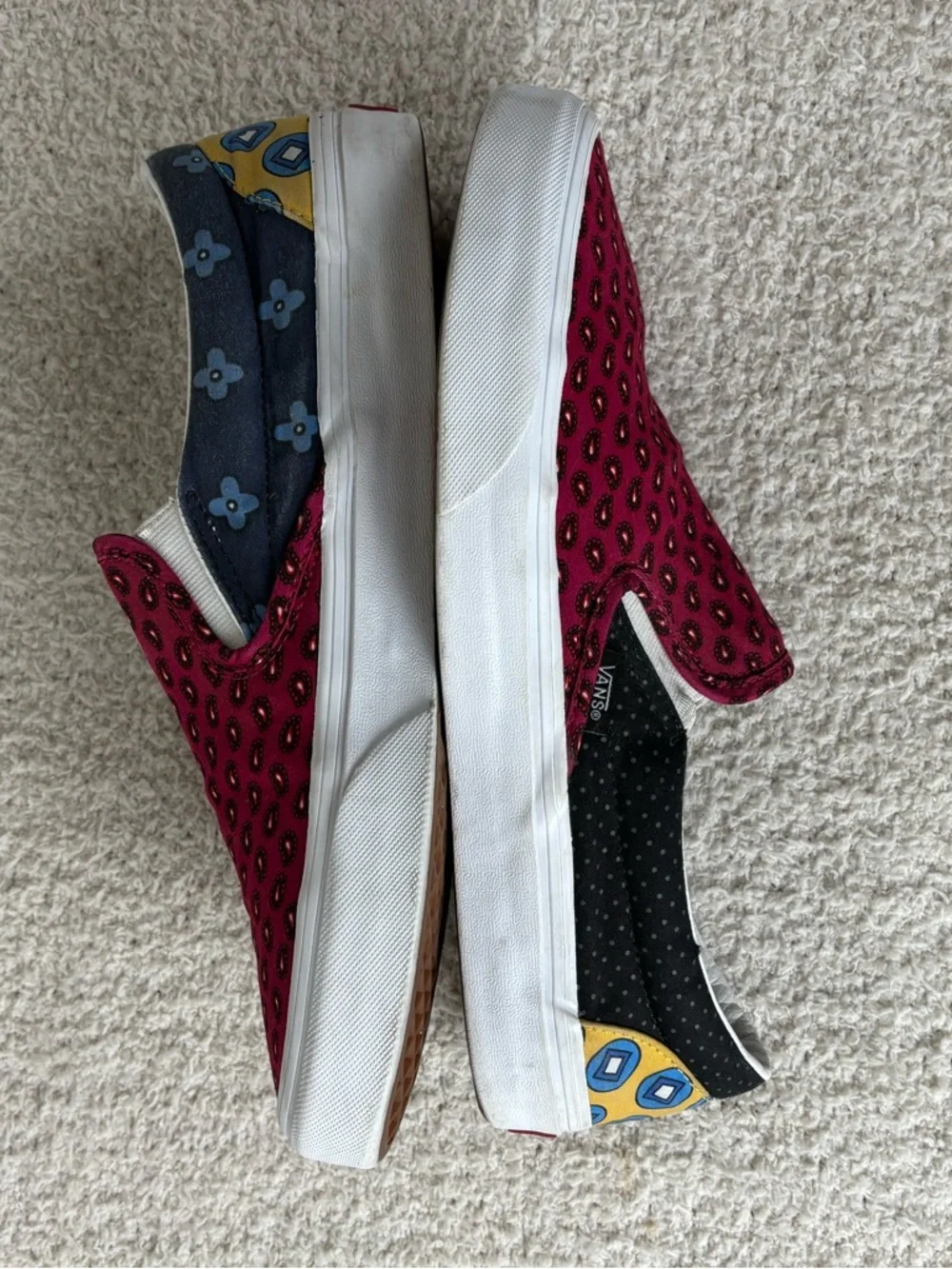 Vans Shoes M9.5 W11 Classic Slip On Tie Print Mix Black‎ Multi Casual Comfort